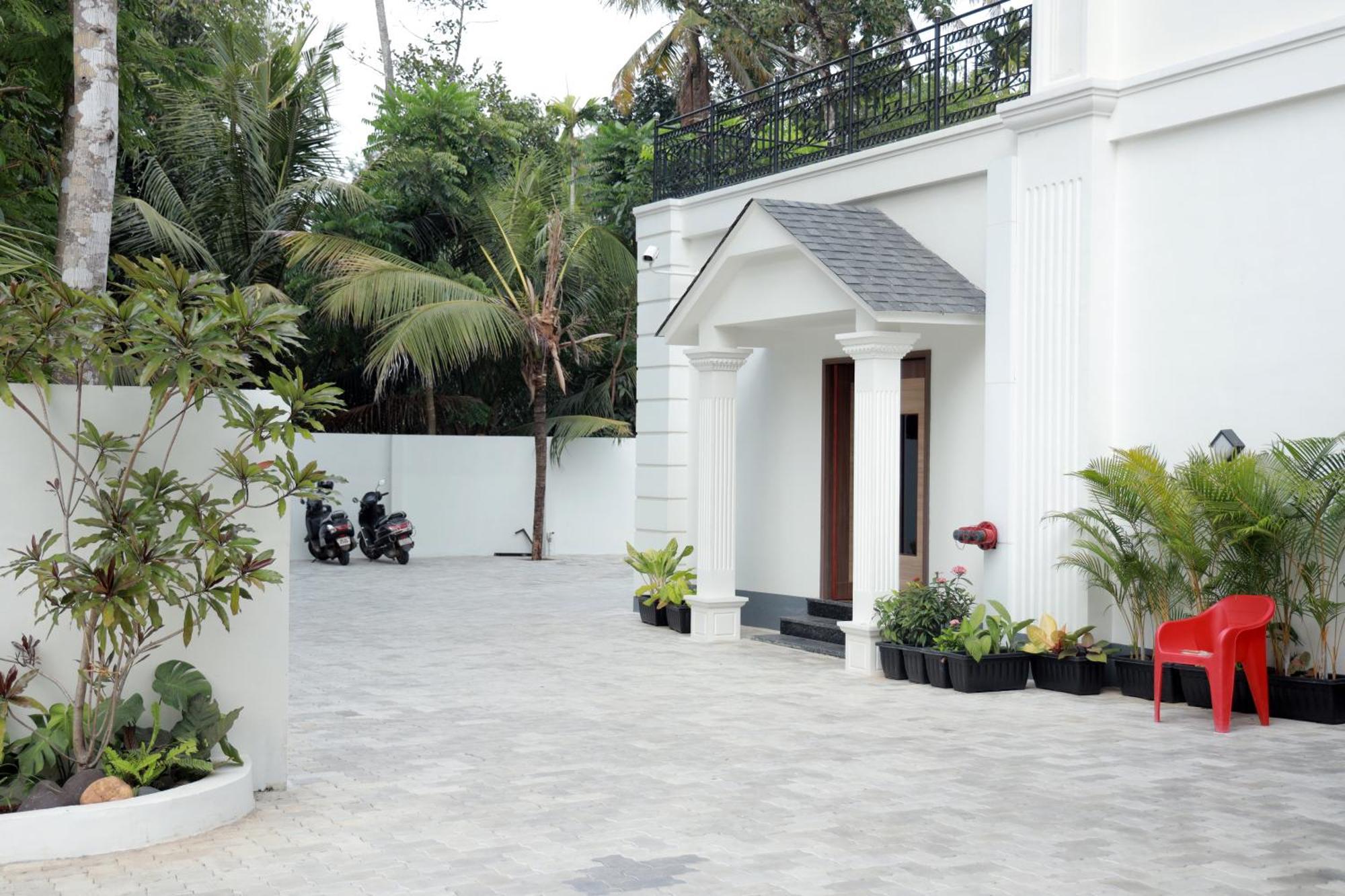 Viraj Retreat Hotel Mundrothuruth Luaran gambar