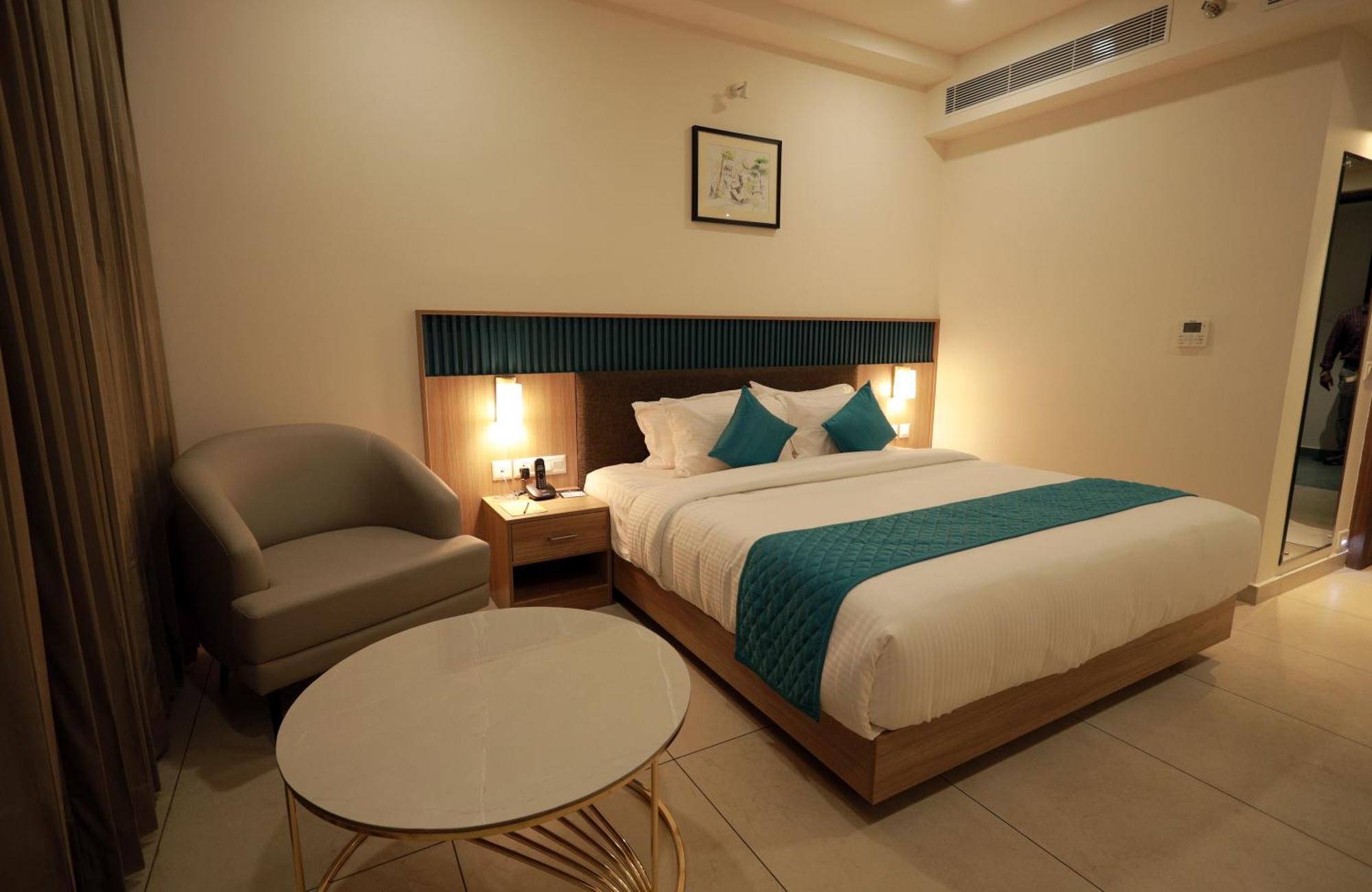 Viraj Retreat Hotel Mundrothuruth Luaran gambar