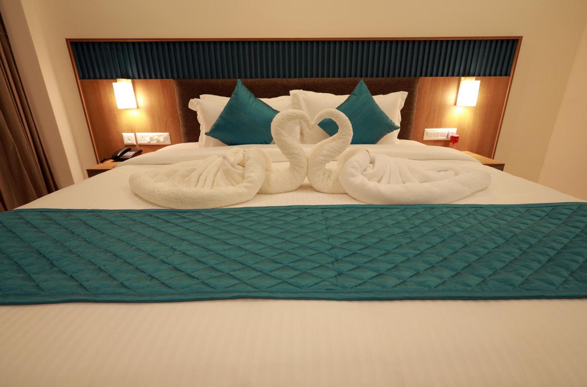 Viraj Retreat Hotel Mundrothuruth Luaran gambar